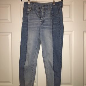American Eagle two tone mom jeans